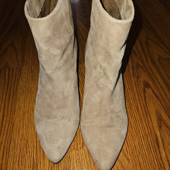 Dolce Vita Dee Truffle Suede Kitten Heel Bootie - Chic & Comfortable Size 6.5 - Picture 6 of 6